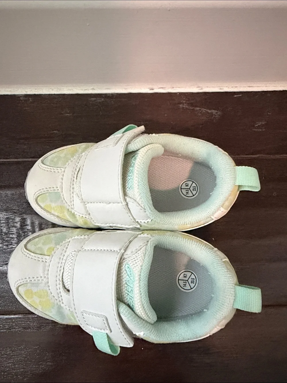 ASICS girls Kids Mint Green, White & Yellow Velcro Sneakers